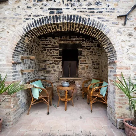 With Pool, Barbecue, Cleaning Included