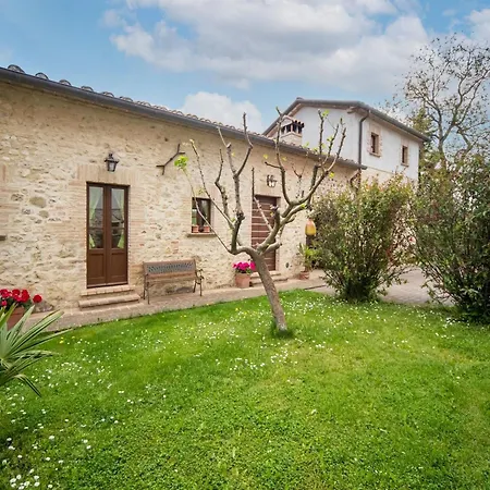 Casa de Férias With Pool, Barbecue, Cleaning Included *